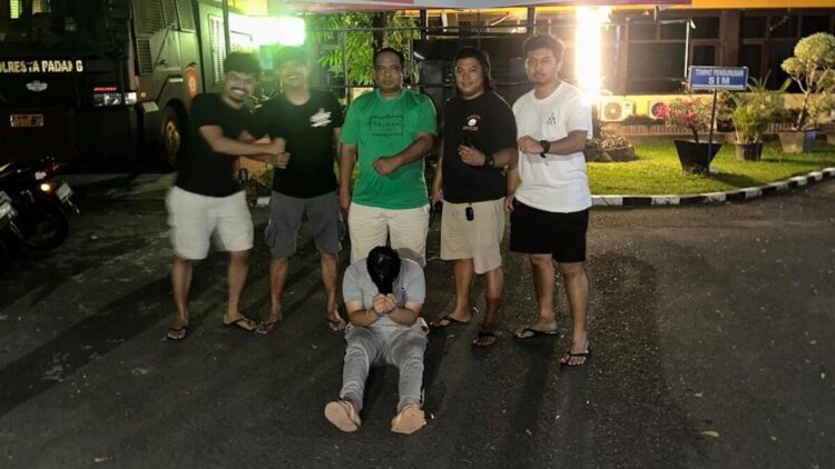 Mahasiswa maling iPhone ditangkap Tim Klewang. (dok. istimewa)