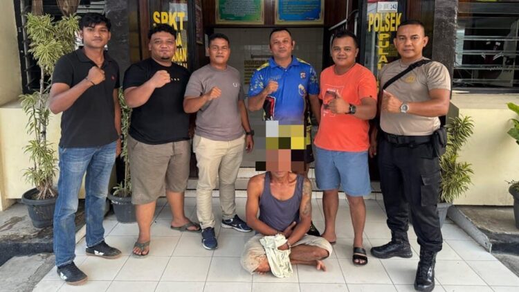 Sempat Buron Sebulan, Polisi Tangkap Pelaku Pencurian Ponsel di Dharmasraya 1 Seorang pelaku pencurian ponsel di Dharmasraya berhasil diciduk polisi usai sempat buron selamat satu bulan. (dok. istimewa)