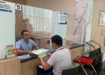 pengurusan surat tanah di Kantah ATR/BPN. (dok. Humas)