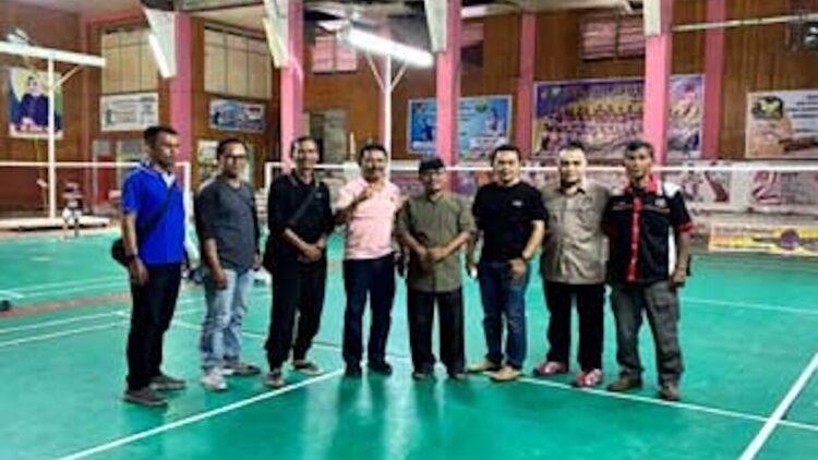 Ketua PWI Sumbar Puji Kesiapan Tuan Rumah Powarprov 2025 1 Rombongan PWI Sumbar cek kesiapan venue untuk Porwaprov 2025. (dok. PWI Sumbar)