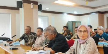 Gaungkan Nama Ruhana Kuddus, Budayawan Sumbar Dorong Penulisan Ulang Sejarah Nasional lebih Inklusif 8 Gaungkan Nama Ruhana Kuddus, Budayawan Sumbar Dorong Penulisan Ulang Sejarah Nasional lebih Inklusif