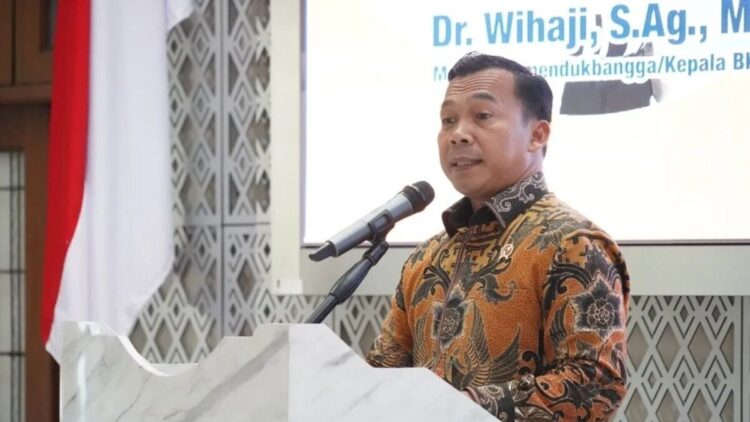 20,9 Persen Anak Indonesia Tumbuh tanpa Peran Ayah, BKKBN Luncurkan Gerakan Ayah Teladan 1 Menteri Kependudukan dan Pembangunan Keluarga (Mendukbangga)/Kepala Badan Kependudukan dan Keluarga Berencana Nasional (BKKBN) Wihaji. (ANTARA/HO-Kemendukbangga/BKKBN)