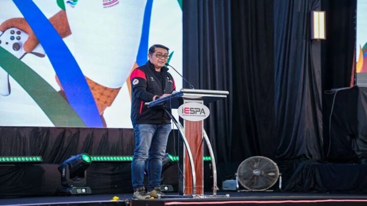 Menekraf Optimistis Industri Esports Bisa Dongkrak Ekonomi Kreatif Nasional 1 Menteri Ekonomi Kreatif Teuku Riekfy Harsya di acara FORNAS 2025 membuka kompetisi cabang esports Olahraga Petualangan dan Tantangan (OPT). (ANTARA/HO-Kementerian Ekonomi Kreatif)