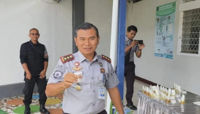 Cegah Peredaran Narkoba, Rutan Lubuk Sikaping Gelar Tes Urine Warga Binaan-Petugas