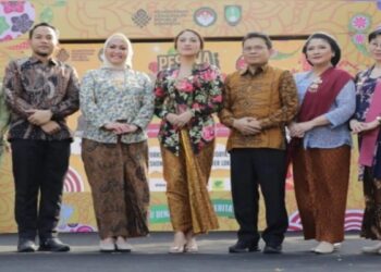 Hari Kebaya Nasional, Kemenbud Ajak Masyarakat Hidupkan Identitas Bangsa lewat Kebaya