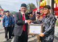 Koperasi Semen Padang dapat penghargaan dari Pemprov Sumbar. (dok. adpsb)