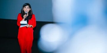 Menkomdigi Meutya Hafid Ajak Publik Lawan Cyberbullying Anak Lewat Edukasi Digital 8 Menteri Komunikasi dan Digital Meutya Hafid dalam pemutaran perdana terbatas film "Cyberbullying" di Jakarta, Jumat (4/7/2025). (dok. Komdigi)