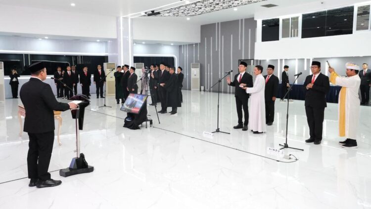 Menteri Nusron lantik 79 pejabat struktural di Kementerian ATR/BPN. (dok. istimewa)