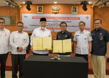 MoU Semen Padang dan Pemprov Sumbar. (dok. Humas)