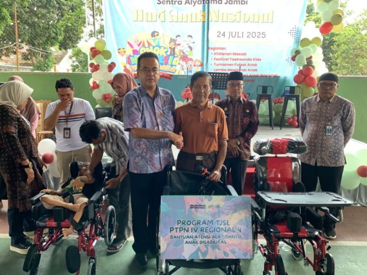 PTPN IV Regional 4 Peduli Disabilitas 1 Anak-anak penyandang disabilitas di Provinsi Jambi, mendapat perhatian khusus dari PT Perkebunan Nusantara (PTPN) IV Regional 4 Jambi-Sumbar, terlebih pada Hari Anak Nasional 23 Juli 2025.