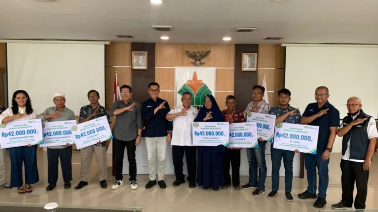 PTPN Regional 4 & P3RI Fasilitasi Penyerahan Kematian Ahli Waris 1 PTPN peduli