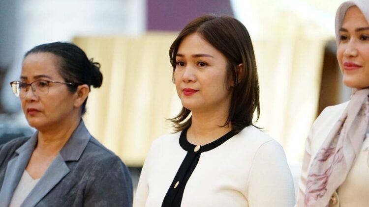 Pemberdayaan Perempuan dan Keluarga Jadi Fokus DWP Gunungsitoli 1 Penasihat DWP Kota Gunungsitoli Venny Sowa'a Laoli. (dok. Putra Tanhar/radarsumbar)