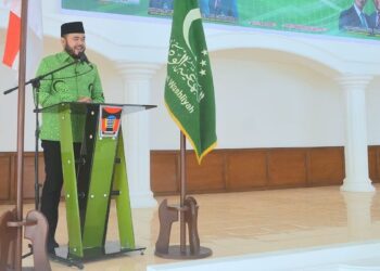 Wako Fadly Amran beri sambutan saat pelantikan PW Al Jam'iyatul Washilyah Sumbar. (dok. istimewa)