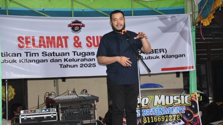 Wako Fadly Amran Resmikan Terbentuknya Satber Anti Tawuran dan Balai Liar 1 Wako Fadly Amran beri sambutan saat pembentukan Satber Anti Tawuran dan Balap Liar di Padang. (dok. Prokopim)