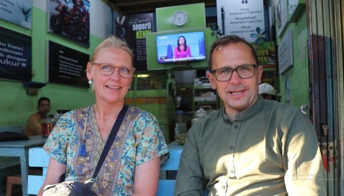 Ribuan Pengunjung dan Turis Mancanegara Antusias Saksikan Tabuik Piaman