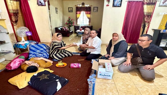 Andre Rosiade Bantu Biaya Pengobatan Pemuda Buta Diduga usai Cabut Gigi di Klinik Pariaman