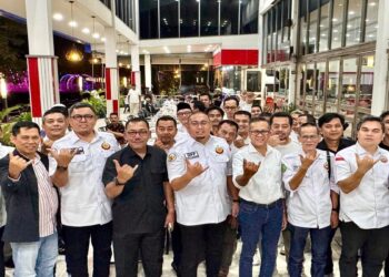 Ketum Andre Rosiade Silaturahmi dan Konsolidasi dengan IKM Kepulauan Riau