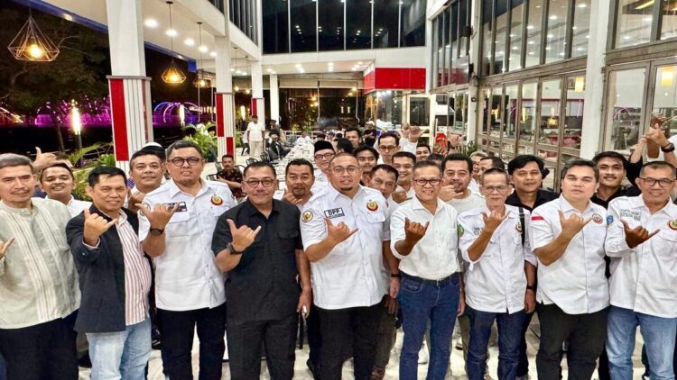 Ketum Andre Rosiade Silaturahmi dan Konsolidasi dengan IKM Kepulauan Riau 1 Ketum IKM Andre Rosiade bersilaturahmi dengan perantau minang di Kepulauan Riau. (Foto: Dok. Ist)