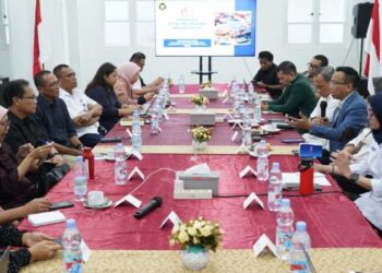 Deputi Bidang Koordinasi Tata Niaga dan Distribusi Pangan, Kemenko Bidang Pangan, Tatang Yuliono, dalam forum media DIKSI yang digelar Kementerian Komunikasi dan Digital (Komdigi) di Jakarta, Senin (28/7/2025). (dok. Komdigi)