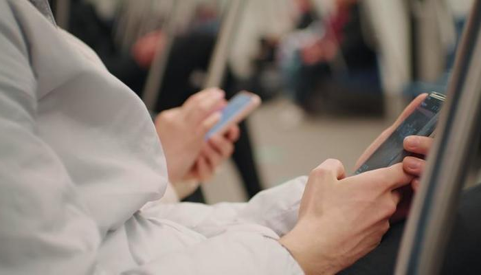 5 Tips Hemat Kuota Internet: Kuota Irit Meski Online Terus