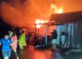 Rumah dan Toko Pancing Hangus Terbakar di Gauang, Kerugian Berkisar Rp500 Juta 7 Kebakaran di kawasan Gates (Gauang), Kecamatan Lubuk Begalung, Padang pada Rabu dinihari. (dok. istimewa)