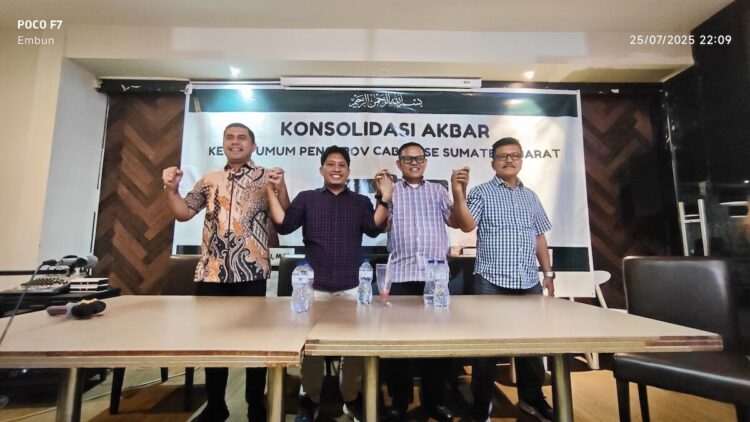 Hamdanus–Anandya Dipo Pratama Didukung Penuh, Gelombang Perubahan KONI Sumbar makin Menguat 1 Konsolidasi akbar Hamdanus-Dipo sebagai calon Ketua-Sekretaris KONI Sumbar. (dok. Radarsumbar)