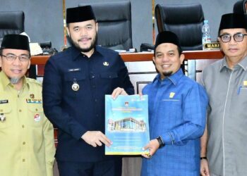 Pengesahan Ranperda RPJMD 2025-2029. (dok. Prokopim)