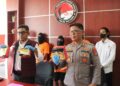 Polda Sulteng amankan tiga pelaku penyelundupan sabu dengan berat 30 Kilogram di Palu. (dok. istimewa)