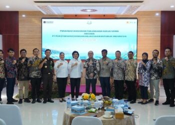 Perjanjian kerja sama PLN dan Kejati Sumbar. (dok. Humas PLN)