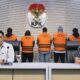 Komisi Pemberantasan Korupsi (KPK) kembali menunjukkan para tersangka hasil operasi tangkap tangan (OTT) kasus proyek pembangunan jalan di Sumatra Utara (Foto: Dok KPK)