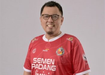 Braditi Moulevey, komisaris Semen Padang FC. (dok. istimewa)