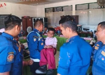 Damkar Padang Selamatkan Anak yang Alat Vitalnya Terjepit Resleting Celana