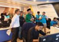 Gubernur Sumbar Tinjau Dispatcher dan Command Center PLN Pastikan Keandalan Listrik 5 Gubernur Mahyeldi cek command center PLN. (dok. istimewa)