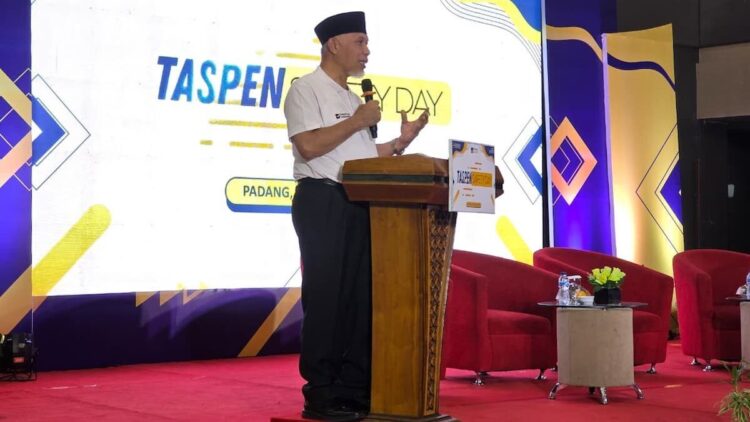 Gubernur Mahyeldi di acara Taspen day. (dok. adpsb)