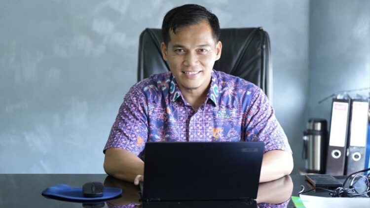 Kabag Protokol Pemprov Sumbar Ade Pratama. (dok. adpsb)