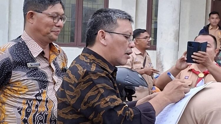 Ketua DPRD Sabayuti Desak Pemkab Akhiri Kisruh RSUD Thomsen, dr Adi Bantah Tudingan 1 Ketua DPRD Nias Sabayuti Gulo. (dok. istimewa)