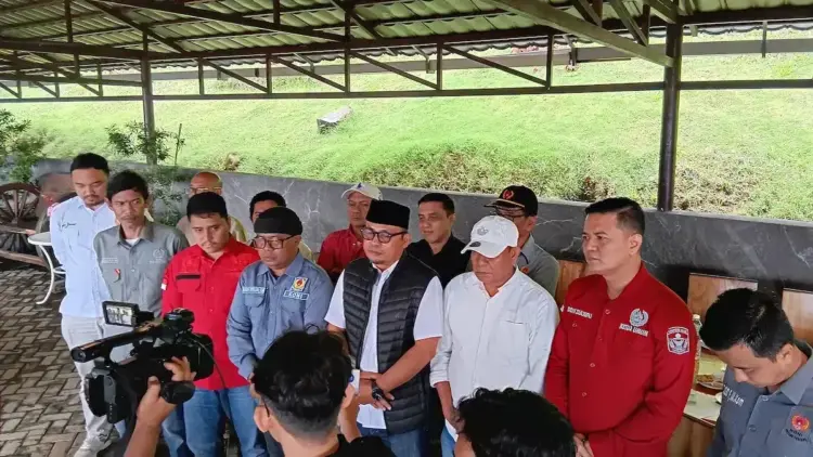 Forum KONI se-Sumbar Kutuk Penyegelan Kantor KONI Sumbar, Minta Polisi Usut Tuntas 1 Ketua KONI se-Sumbar sayangkan aksi penyegelan kantor KONI Sumbar. (dok. istimewa)