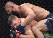 Khamzat Chimaev Rebut Gelar Juara Kelas Menengah UFC 319