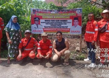 LPS Kurao Pagang bersihkan sampah berserakan. (dok. istimewa)