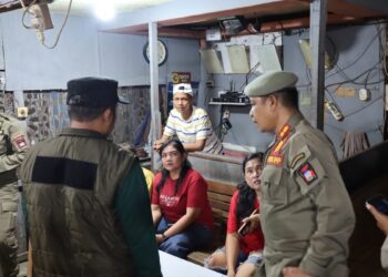 Satpol PP Padang tertibkan tempat hiburan malam di Padang. (dok. istimewa)