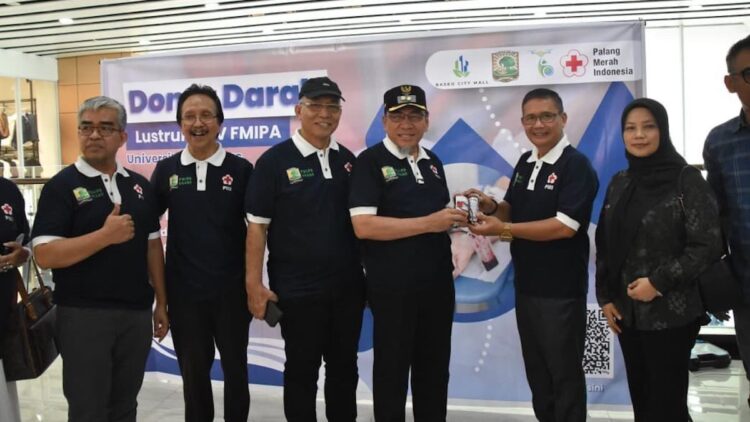 Wawako Maigus Nasir Hadiri Lustrum XIV FMIPA Unand dan Beri Apresiasi 1 Wawako Maigus Nasir hadir di Lustrum XIV FMIPA Unand. (dok. istimewa)