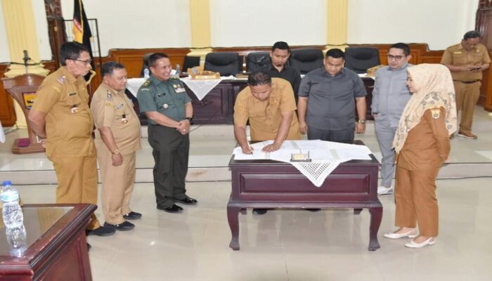 APBD Perubahan Kota Pariaman 2025 Resmi Disahkan DPRD