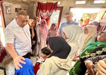 Andre Rosiade Bantu Lima Anak Yatim Piatu Bersaudara di Bungtekab Padang, Pastikan tak Putus Sekolah