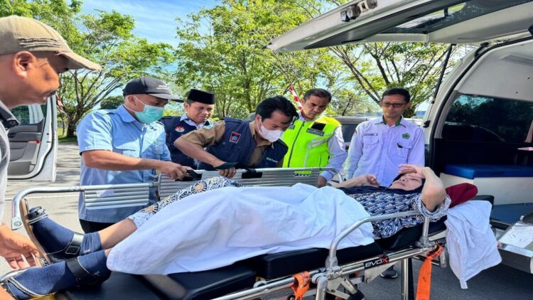 Satu orang jemaah haji Padang dipulangkan ke Tanah Air setelah menjalani perawatan di Tanah Suci selama dua bulan. (Foto: Kemenag Sumbar)