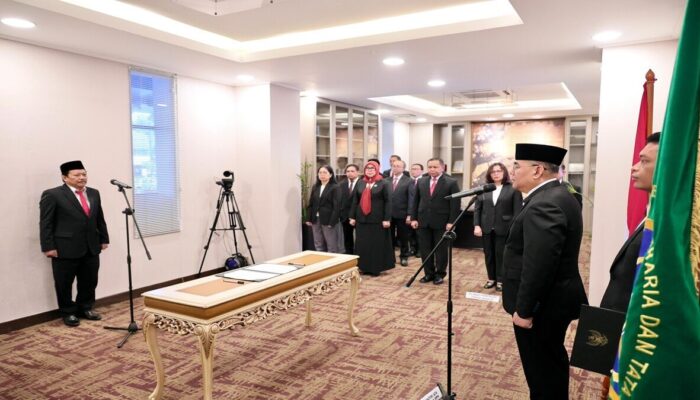 Lantik Pejabat Fungsional, Wamen Ossy Harapkan Peran Dosen Lektor dalam Transformasi STPN