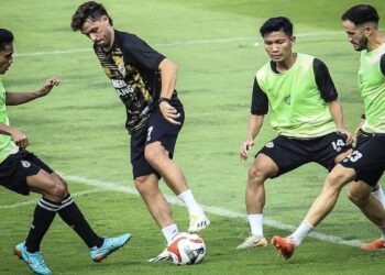 Pemain Semen Padang FC gelar latihan jelang laga melawan Persib. (dok. IG SPFC)