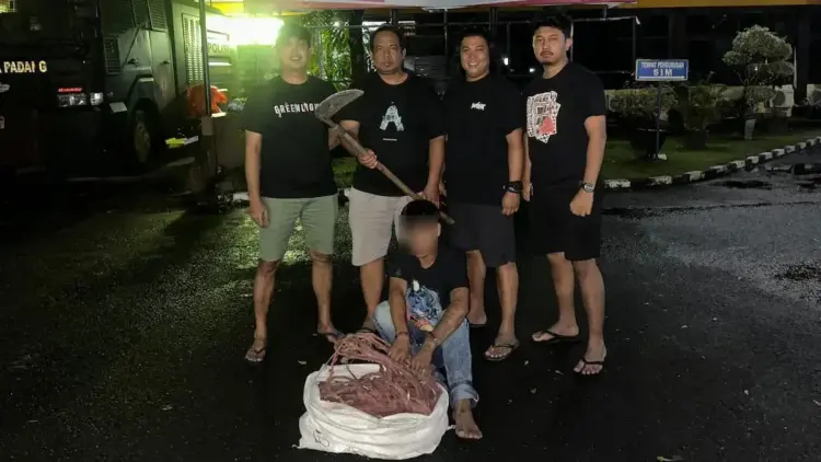 Tim Klewang Ciduk Pria 21 Tahun Pencuri Kabel Tower Telekomunikasi di Padang 1 Tim Klewang ciduk pelaku maling kabel tower Telekomunikasi. (dok. istimewa)