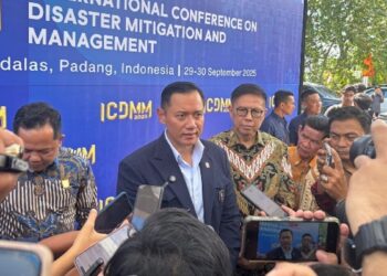 Menteri Koordinator Bidang Infrastruktur dan Pembangunan Kewilayahan Indonesia, Agus Harimurti Yudhoyono (AHY) saat di Unand menjadi keynote speaker dalam iven ICDMM. (dok. istimewa)