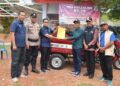 PTPN IV Regional 4 serahkan betor angkut sampah untuk warga. (dok. istimewa)
