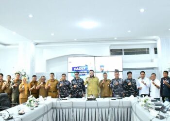 Peringati HUT ke-80 TNI, Pemko Padang Siapkan Bakti Sosial untuk Masyarakat 6 Rapat persiapan HUT ke-80 TNI dengan acara baksos yang digelar oleh Pemko Padang. (dok. istimewa)